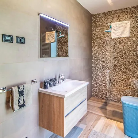 Signature Embrace Villa *